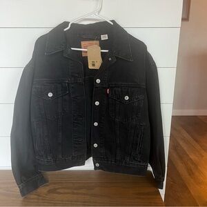 Levi’s Trucker Jacket